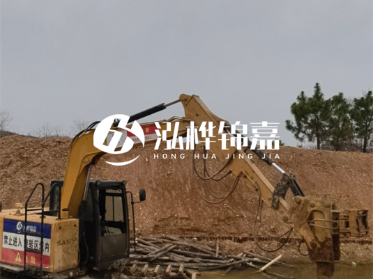 4 米防汛木樁多少根可以送貨上門？3 米松木樁 11-13 公分價(jià)格是多少？